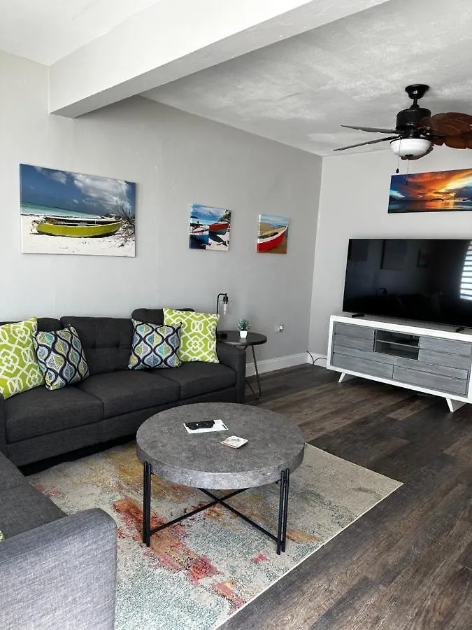 Aguada Beach Condos 푸에르토리코