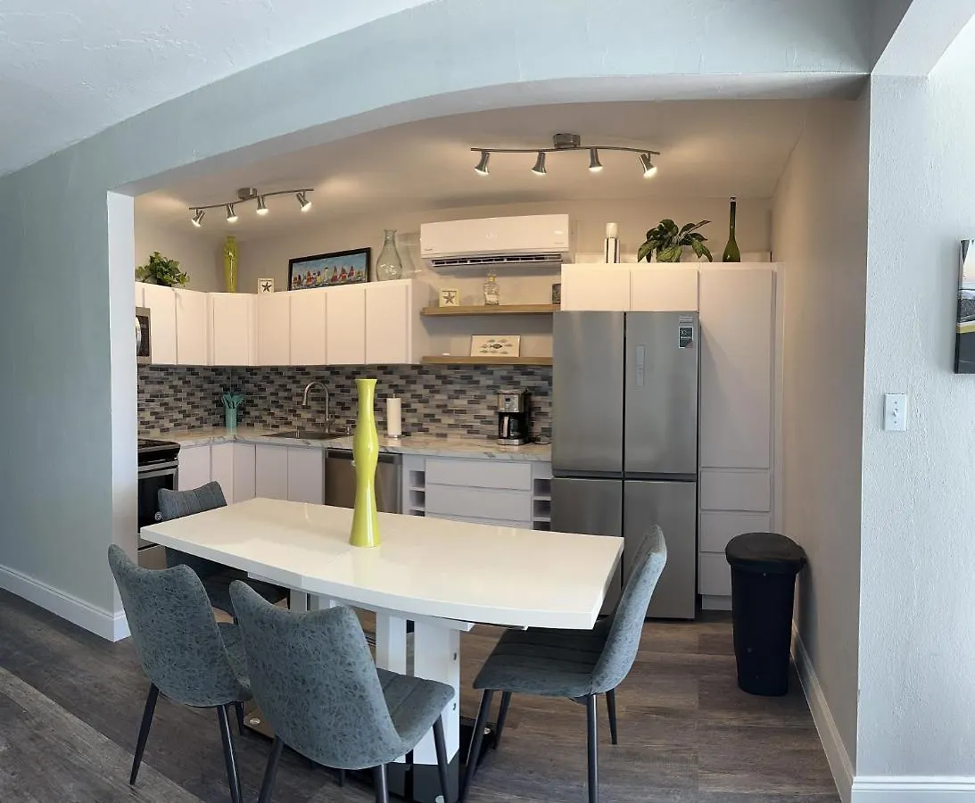 아파트 Aguada Beach Condos