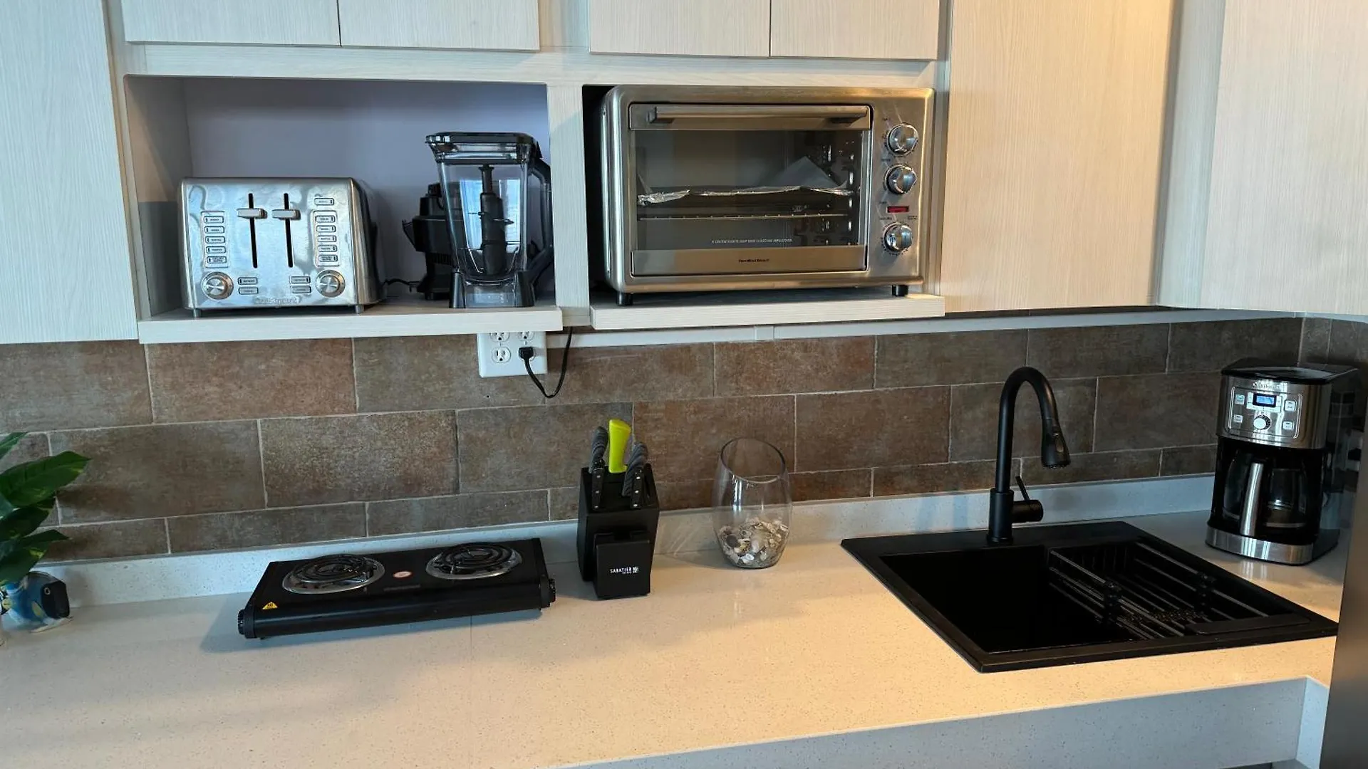 Aguada Beach Condos 아파트