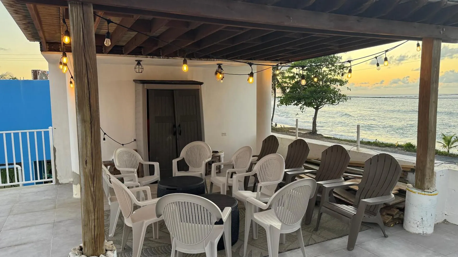 Aguada Beach Condos 푸에르토리코