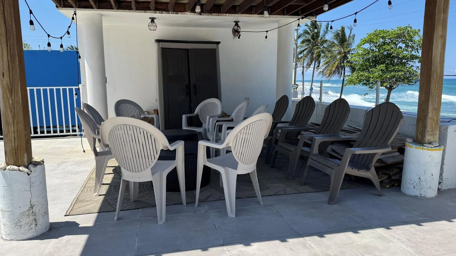 아파트 Aguada Beach Condos 푸에르토리코